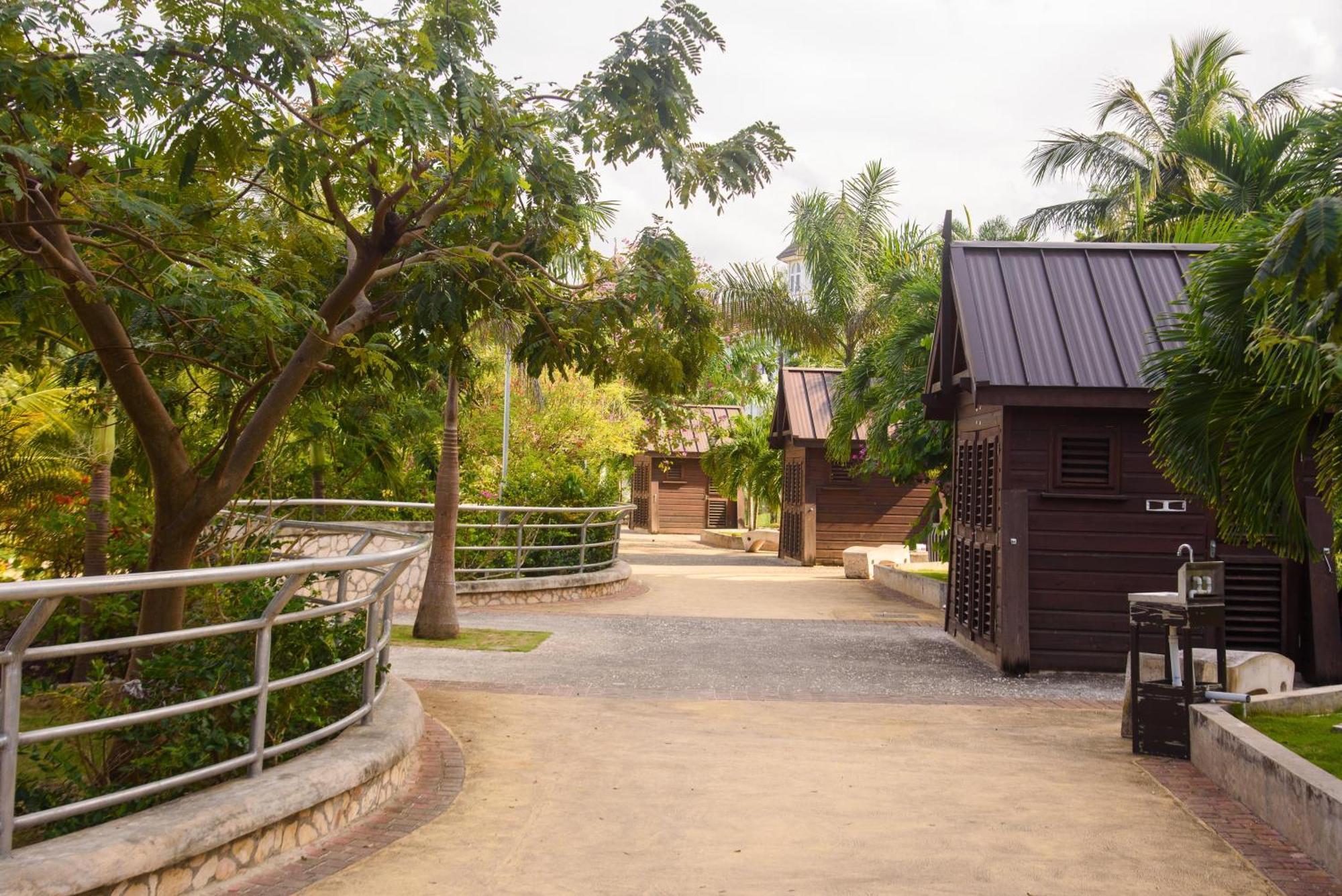 Czar'S Oasis Apt B27 @ Ocho Rios Exterior photo